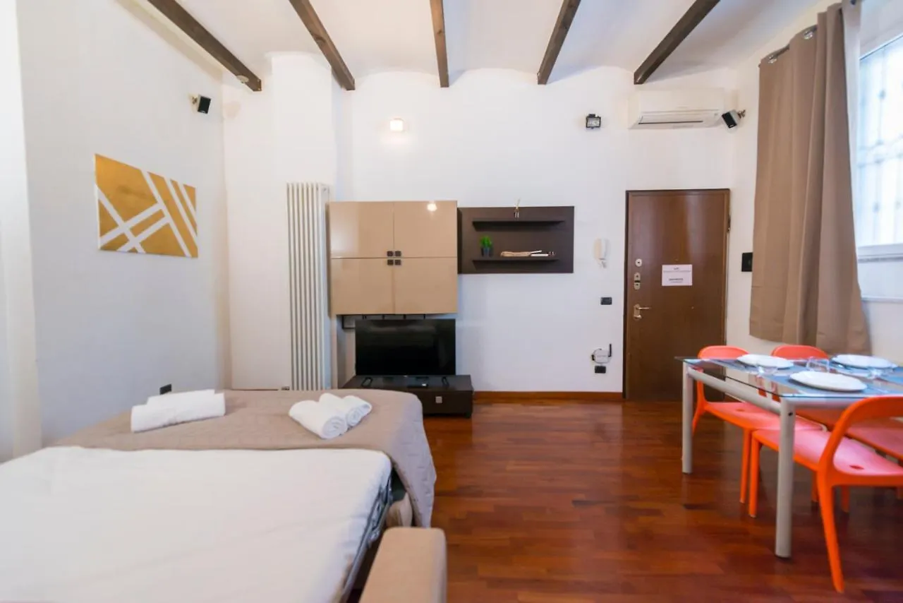 Loft Centrale - Porta Venezia - M3 Repubblica Milán